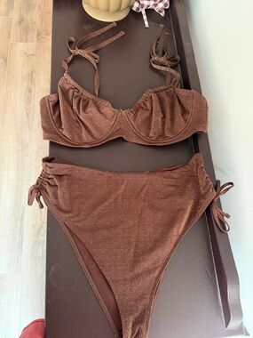 A&F Curve Love Brown Shimmer Underwire Bikini Set - Women Swim
